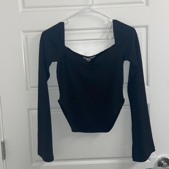 Misguided Asymmetric Milkmaid Top - Picture 3 of 4